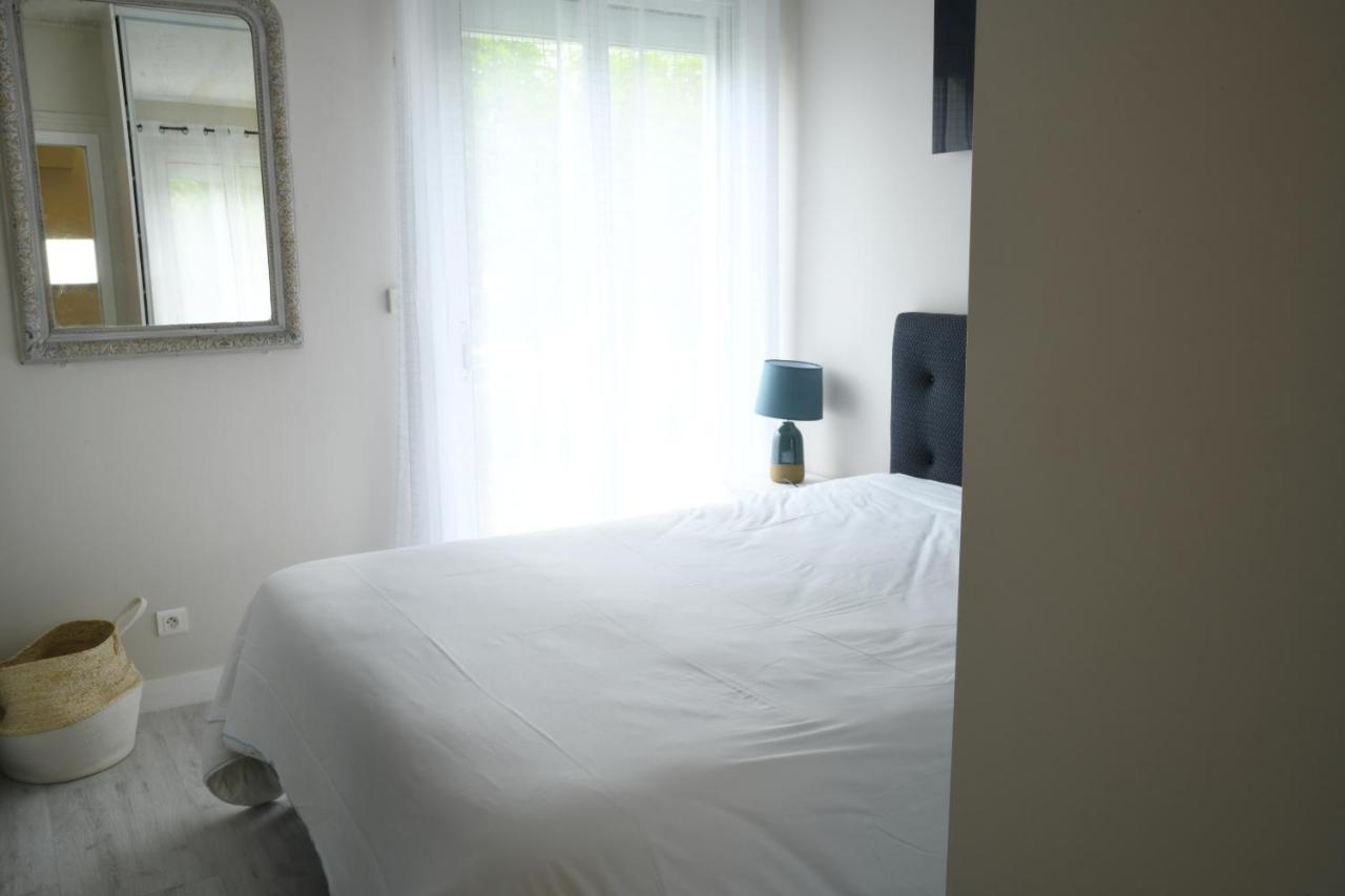 Duplex De 100m2 Avec 3 Vue Appartement *